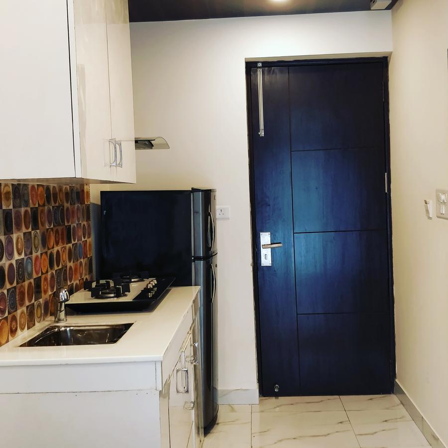 Hotel Pk Residency Нойда Экстерьер фото