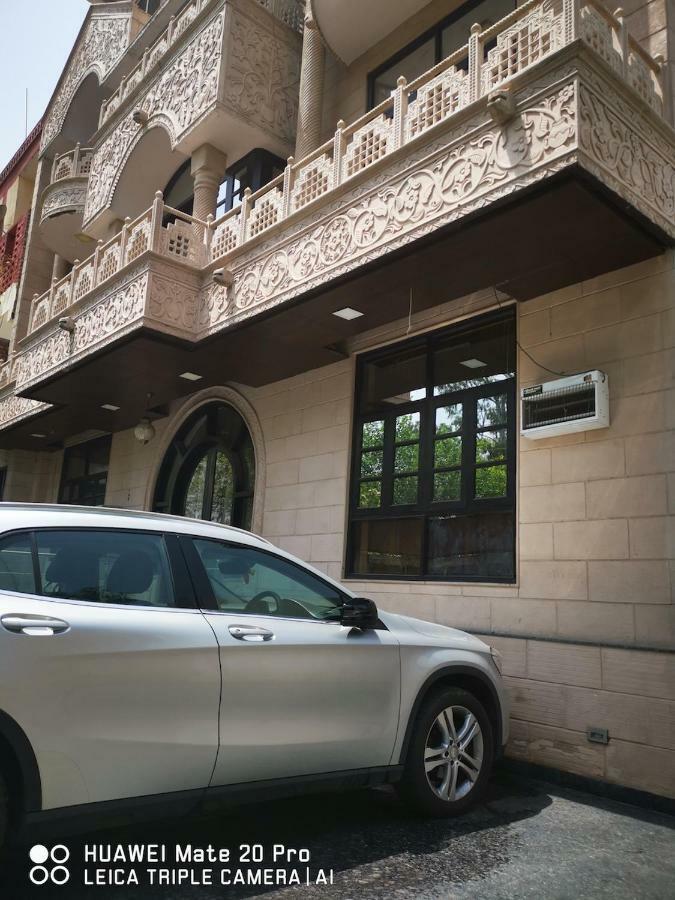 Hotel Pk Residency Нойда Экстерьер фото